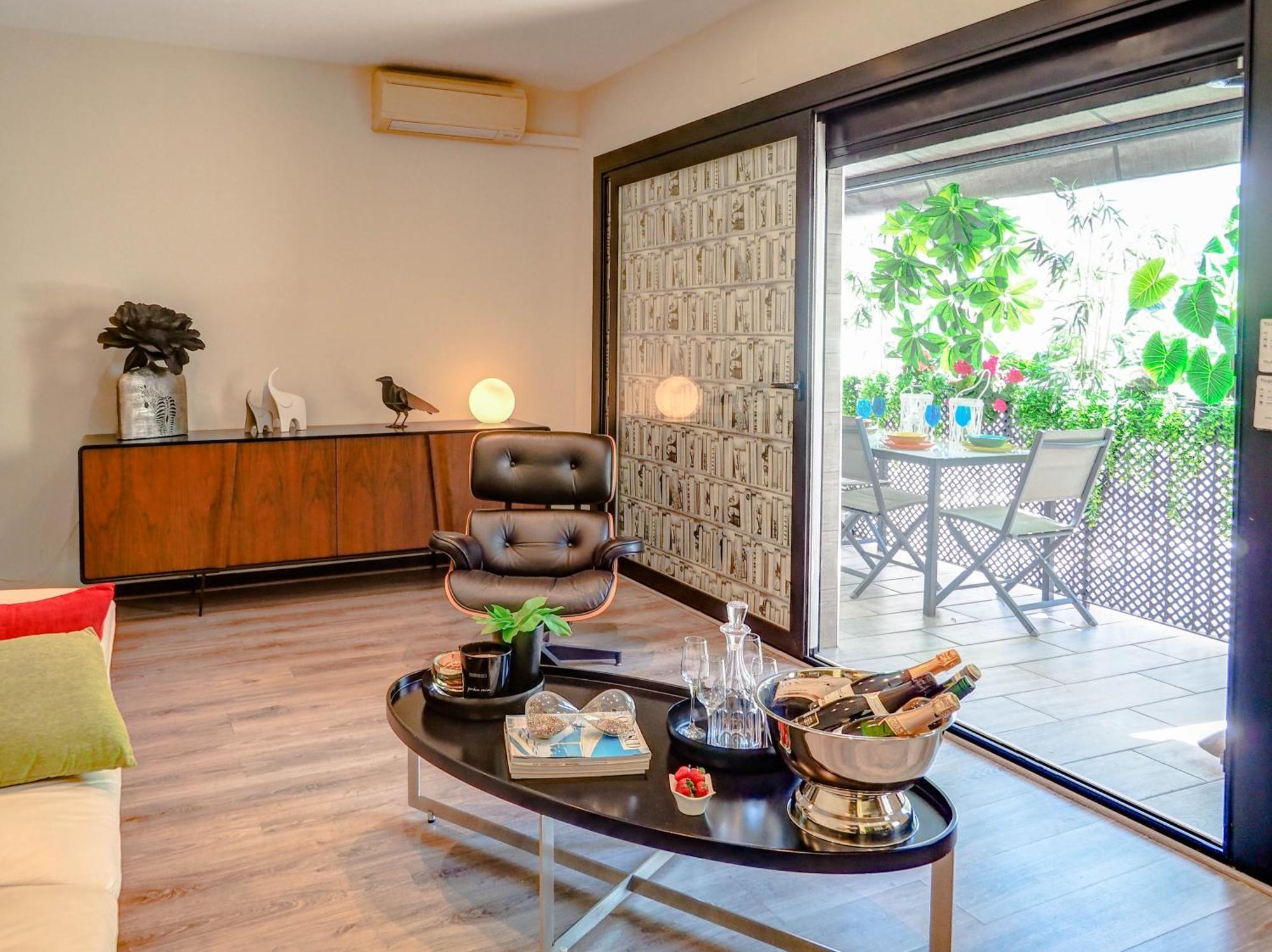 Flamingo Apartment By Hello Homes Sitges Exterior photo